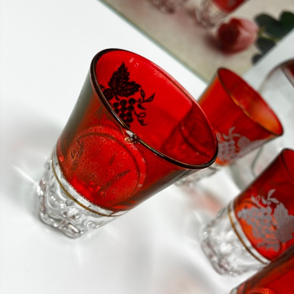 Lubiana Made in Italy Crystal Decanter Set 7-Piece Grape Motive Vintage Bohemian - Picture 4 of 8